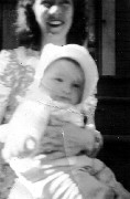 C444- Alice and Ann Bennett (Hubbardston)